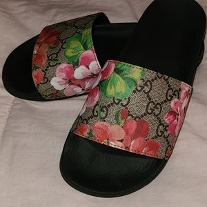 Gucci slides